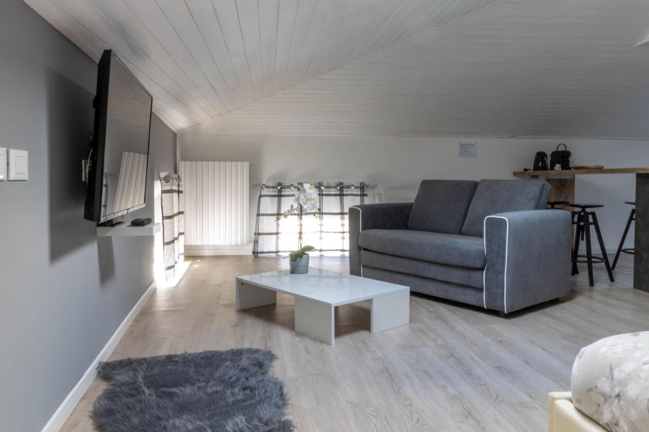 Lapiccolina Apartment Desenzano del Garda Bagian luar foto