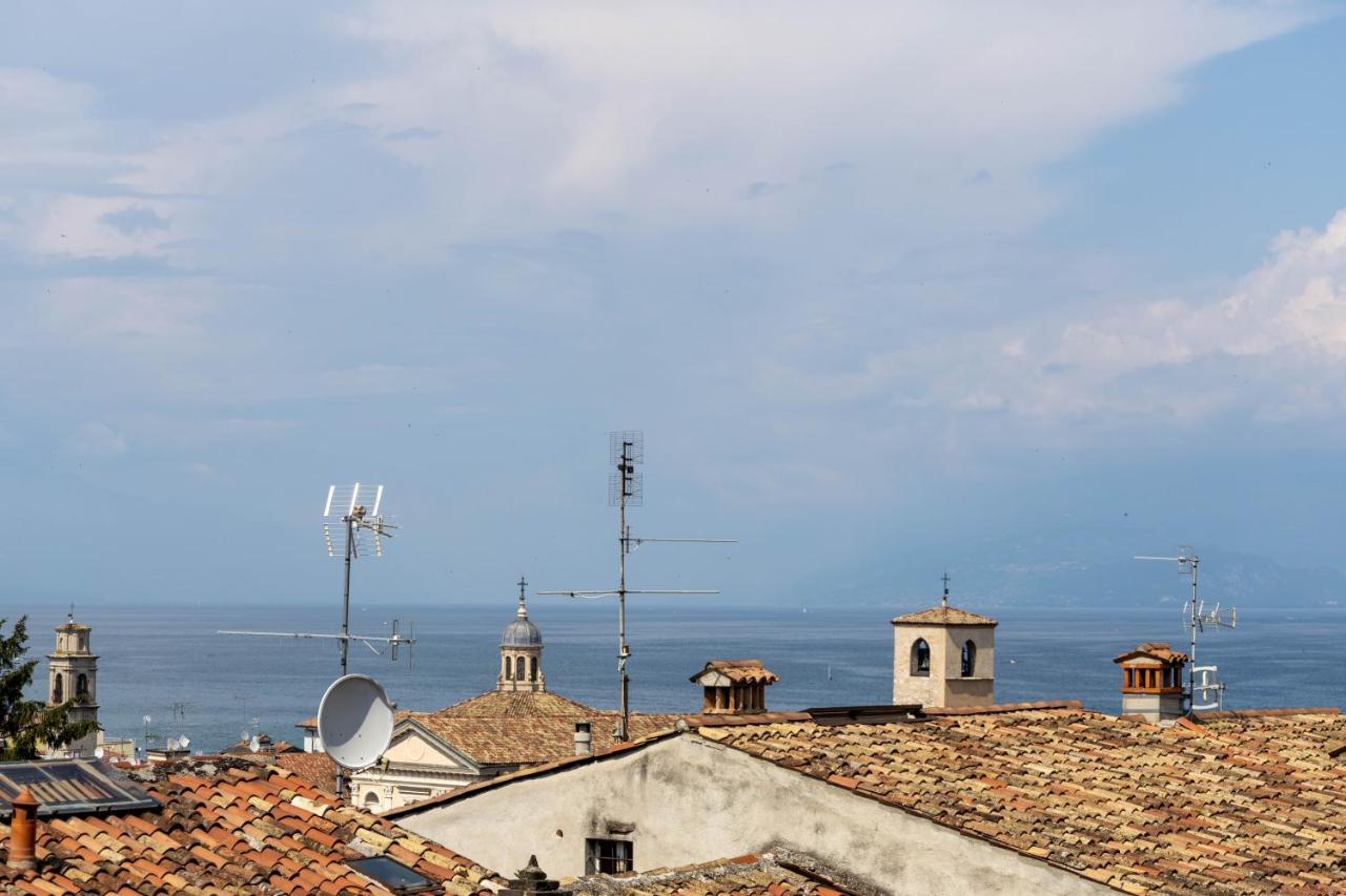 Lapiccolina Apartment Desenzano del Garda Bagian luar foto