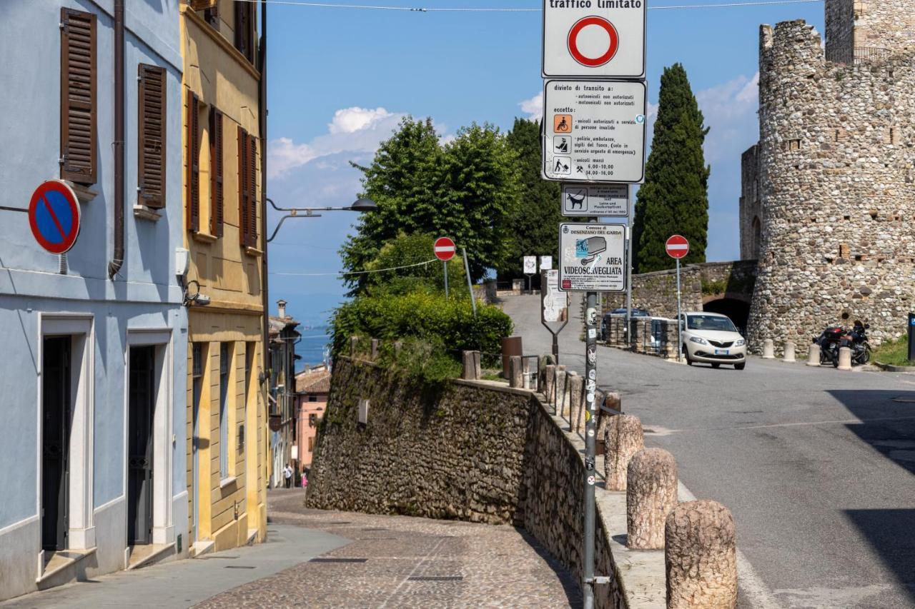 Lapiccolina Apartment Desenzano del Garda Bagian luar foto